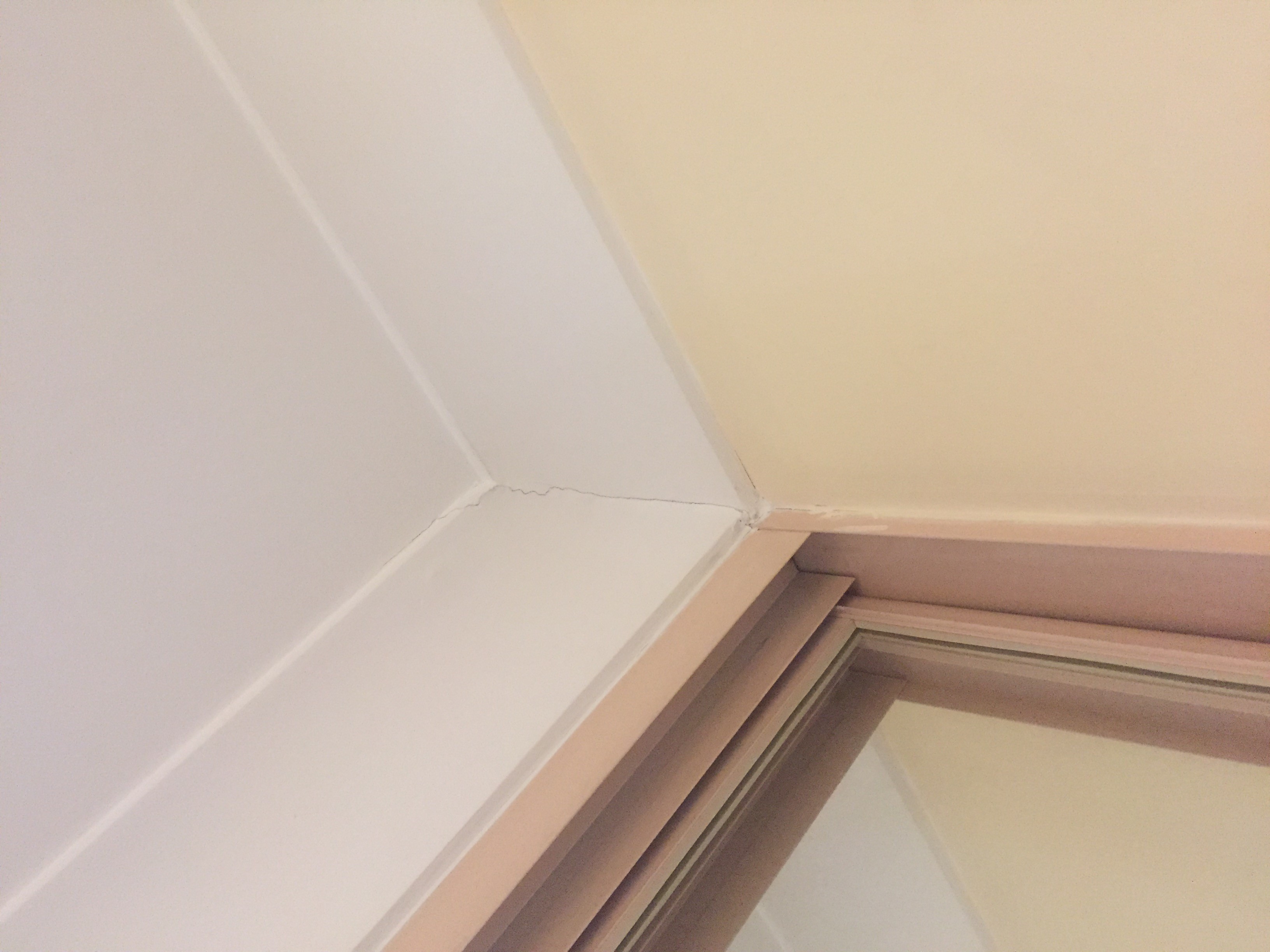 Hairline Cracks Walls Ceilings Different Ceiling Structural Engineer